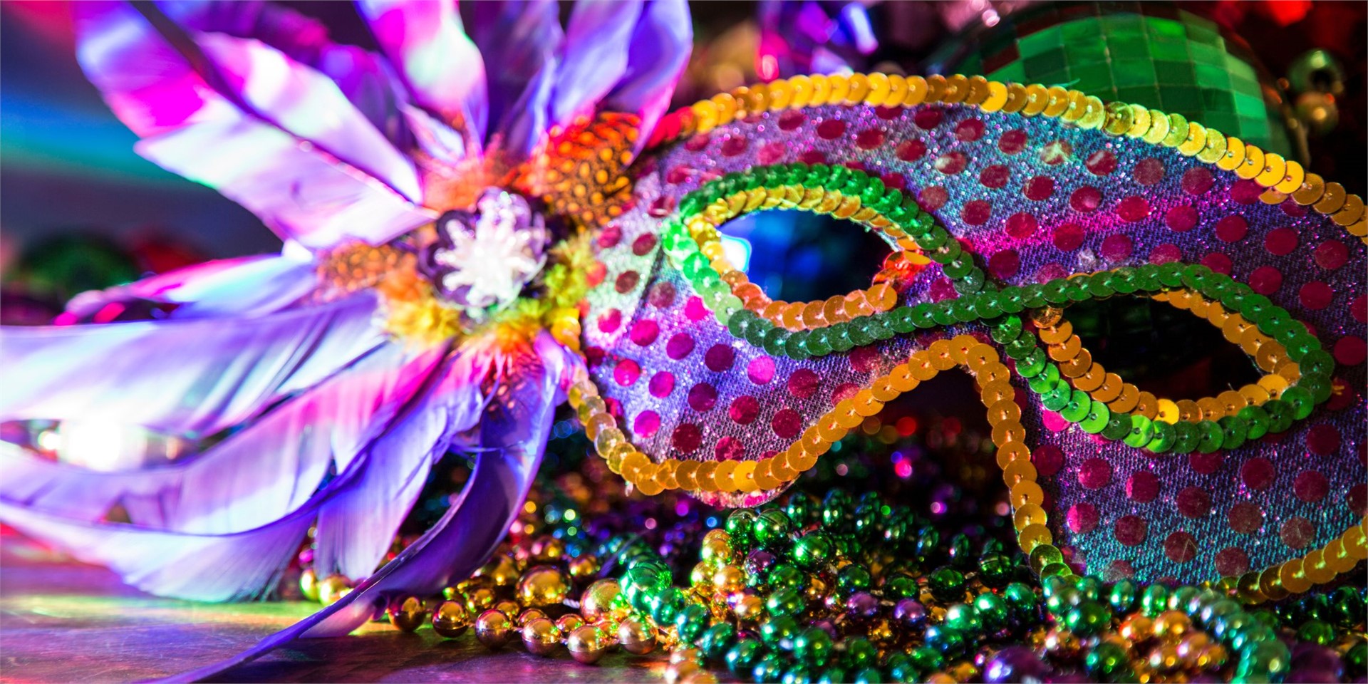 Book your trip to the Carnival in Rio de Janeiro
